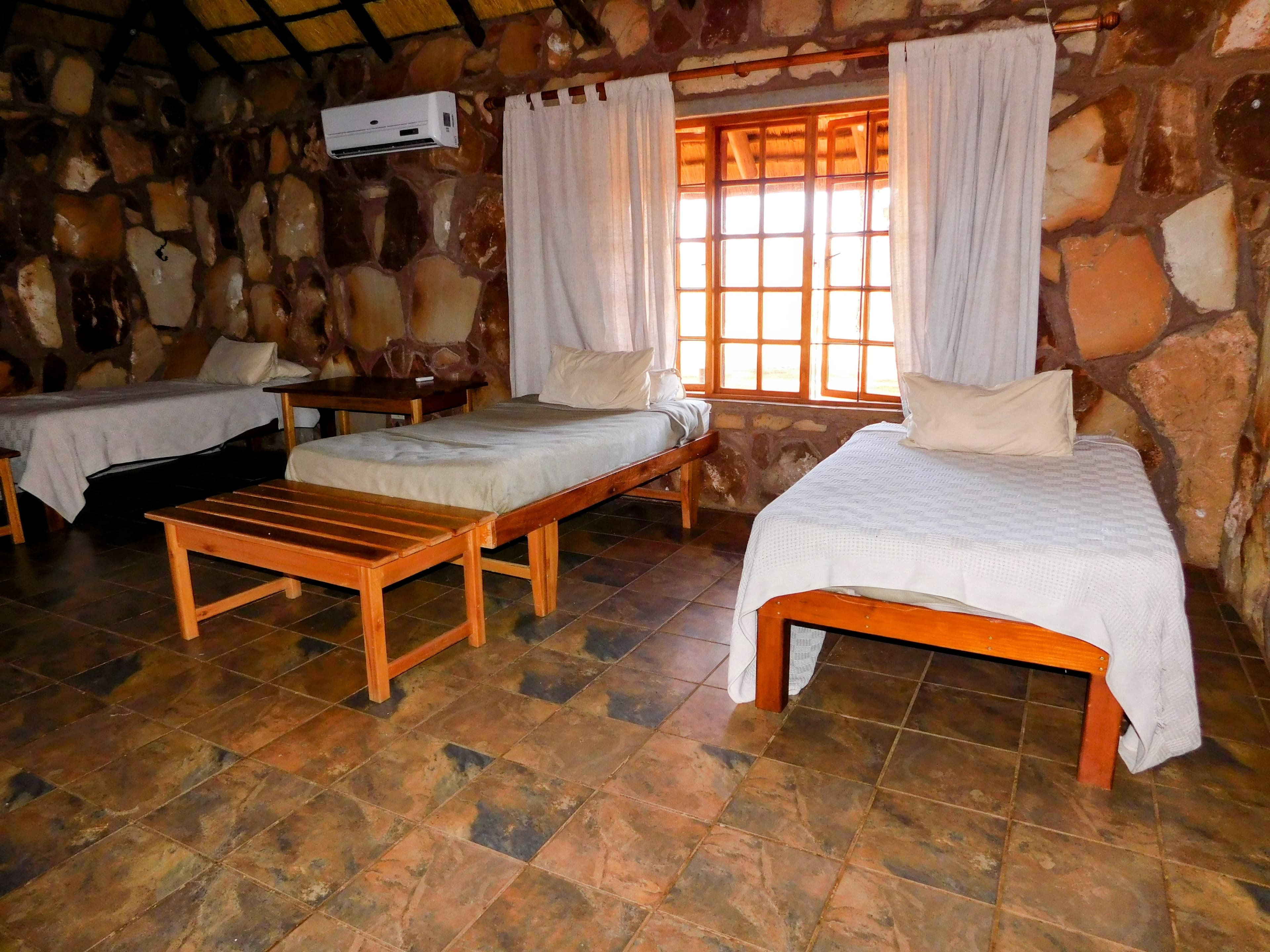 Room 2 - Tranquil Bush Retreat with Shared Veranda